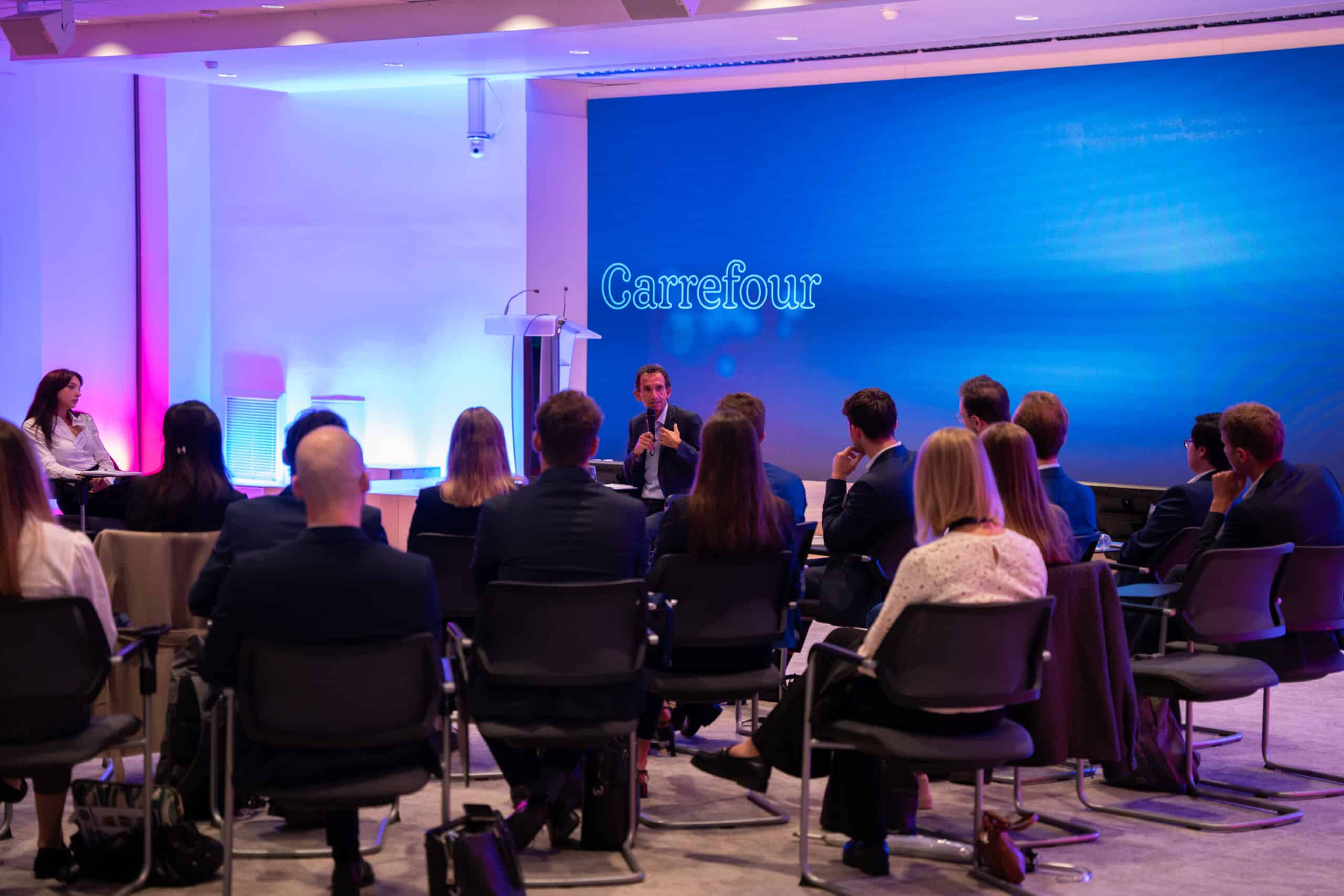 Groupe de Graduate en séminaire