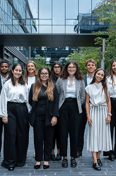GRADUATE-FINANCE_Photo-de-groupe_2024_Portrait.